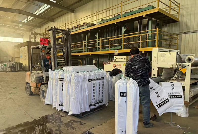 Polymer self-adhesive waterproof material equipment